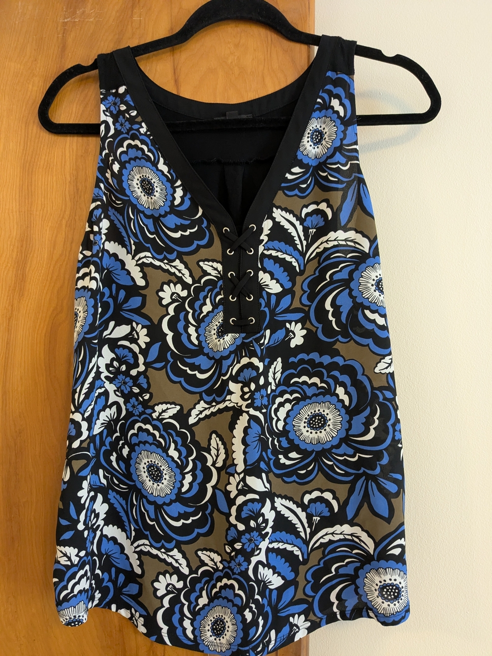 Express V Neck Floral Tank